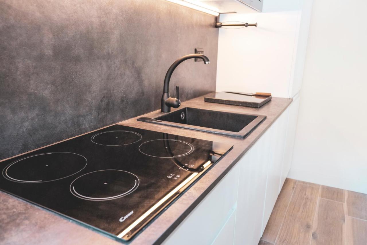 Suite Yenne 2 Cagliari Dış mekan fotoğraf
