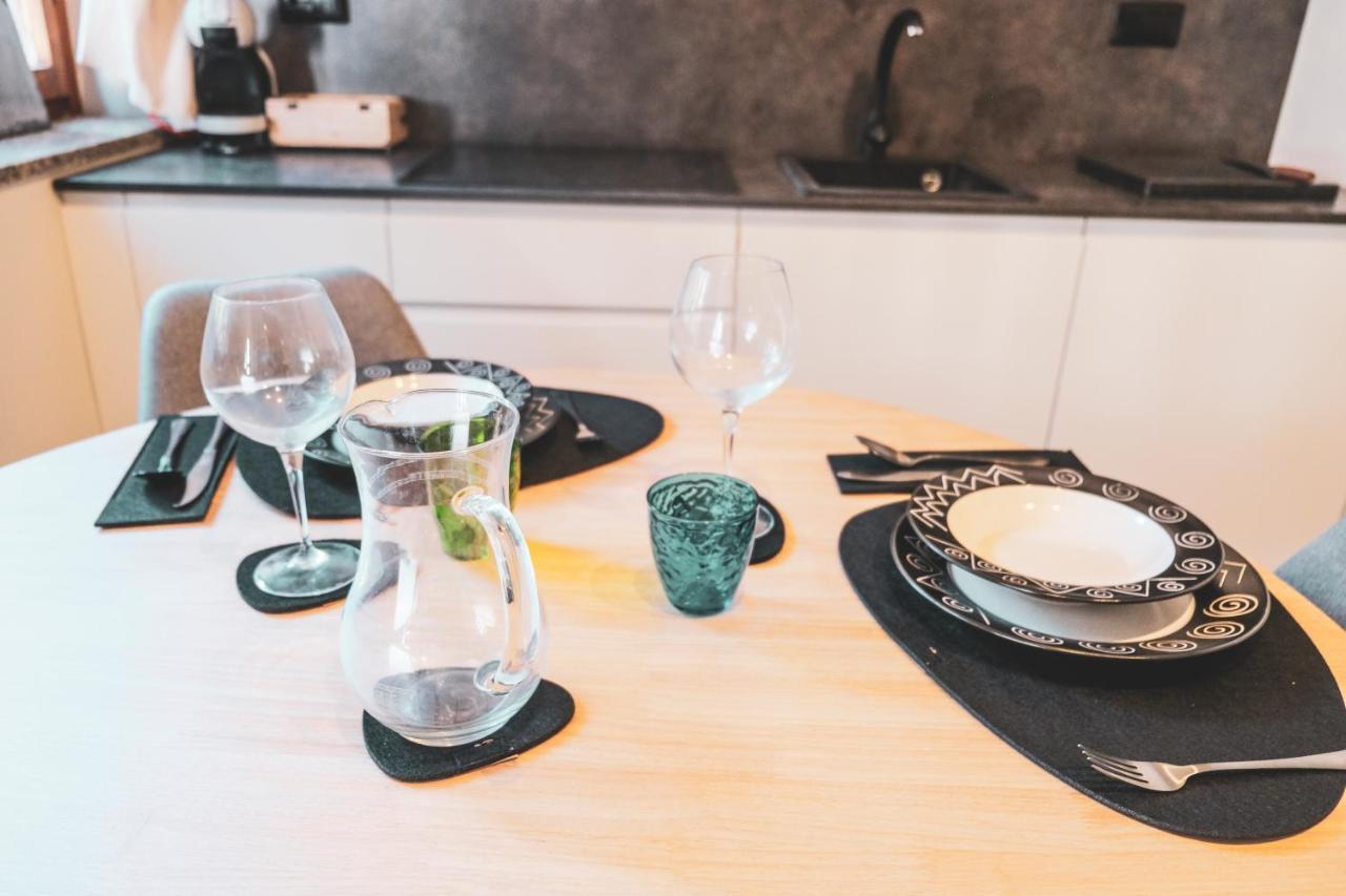 Suite Yenne 2 Cagliari Dış mekan fotoğraf