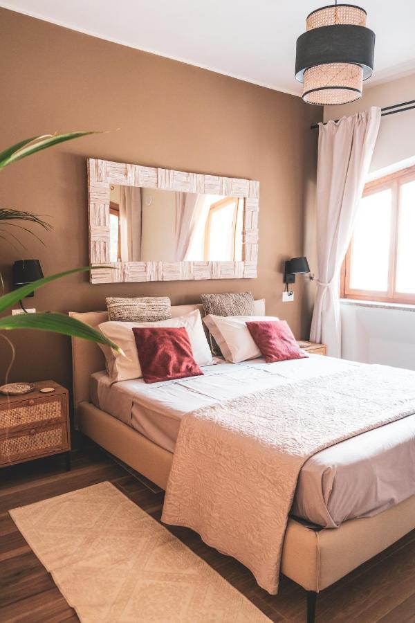 Suite Yenne 2 Cagliari Dış mekan fotoğraf